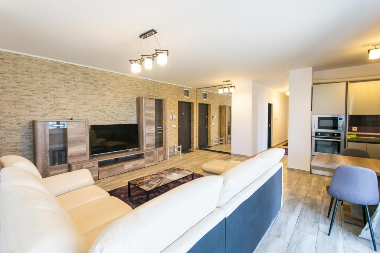 Luxury Hotel Riviera Kluż-Napoka Zewnętrze zdjęcie
